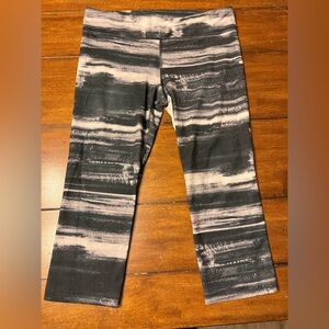 Under Armour Striped Black and Gray Capris